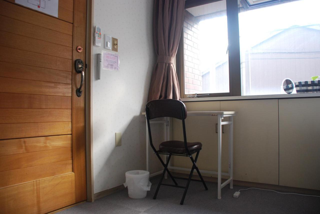 Tiny Guesthouse Umekoji 梅小路 Kyoto Ngoại thất bức ảnh